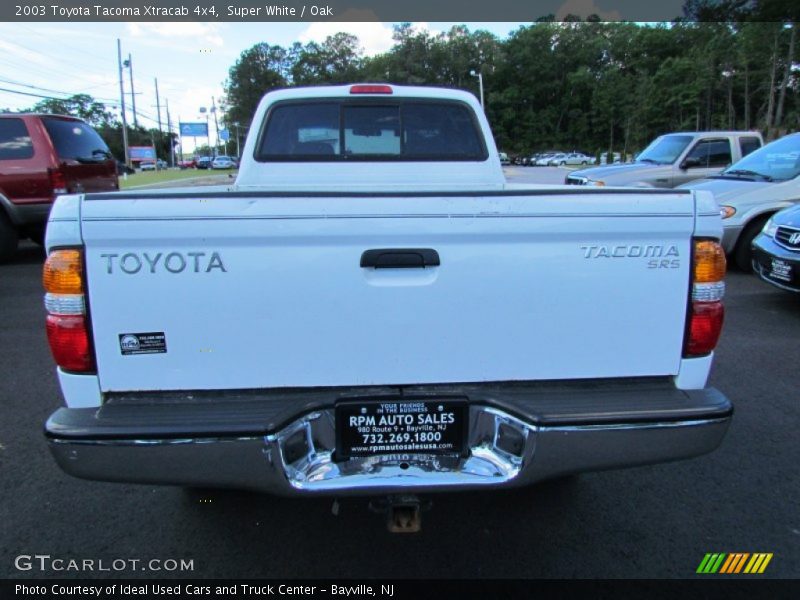 Super White / Oak 2003 Toyota Tacoma Xtracab 4x4