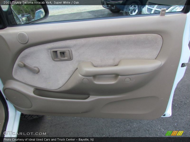Super White / Oak 2003 Toyota Tacoma Xtracab 4x4