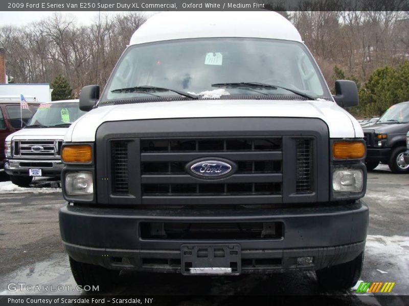 Oxford White / Medium Flint 2009 Ford E Series Van E250 Super Duty XL Commercial