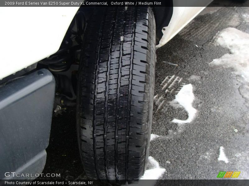 Oxford White / Medium Flint 2009 Ford E Series Van E250 Super Duty XL Commercial