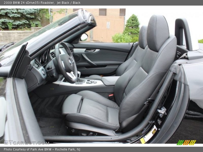 Front Seat of 2009 Z4 sDrive35i Roadster