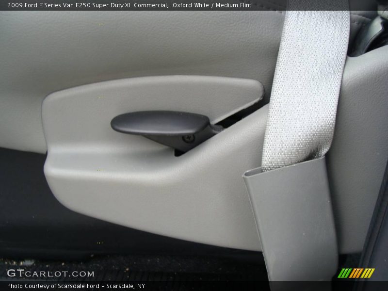 Oxford White / Medium Flint 2009 Ford E Series Van E250 Super Duty XL Commercial