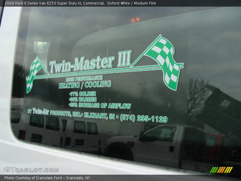Oxford White / Medium Flint 2009 Ford E Series Van E250 Super Duty XL Commercial