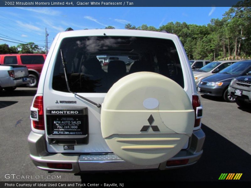 Glacier White Pearlescent / Tan 2002 Mitsubishi Montero Limited 4x4