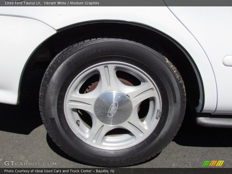 Vibrant White / Medium Graphite 1999 Ford Taurus LX