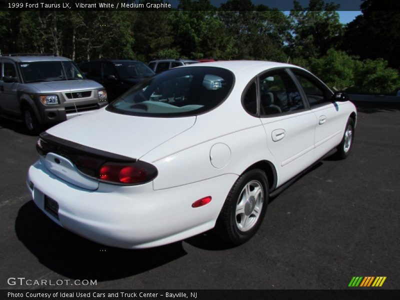Vibrant White / Medium Graphite 1999 Ford Taurus LX