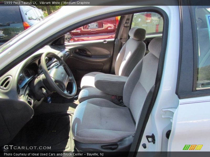 Vibrant White / Medium Graphite 1999 Ford Taurus LX