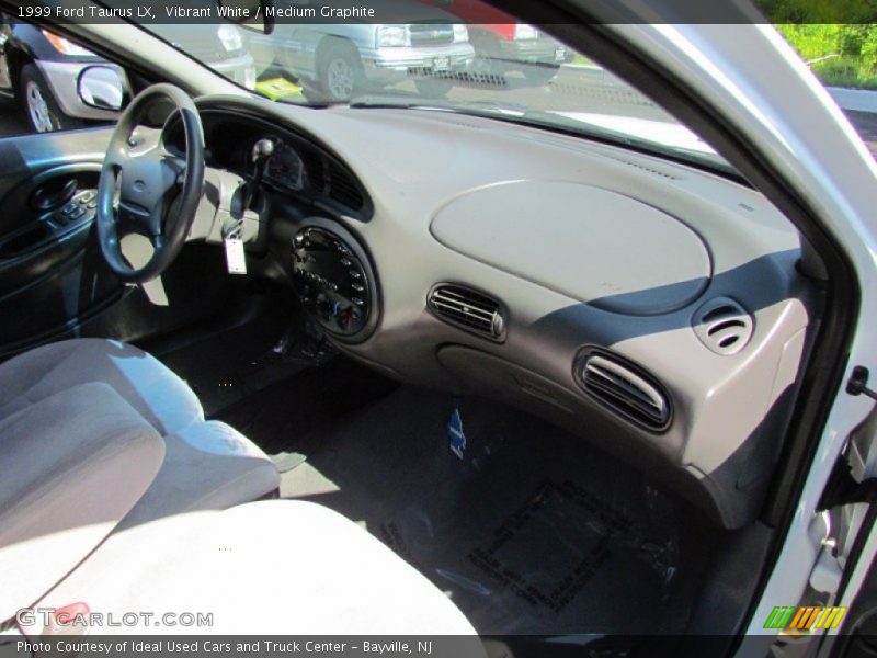 Vibrant White / Medium Graphite 1999 Ford Taurus LX