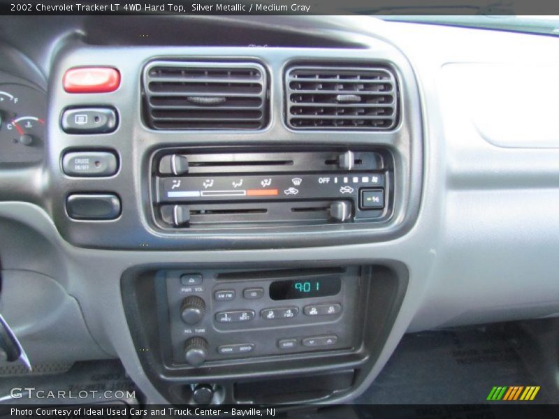 Controls of 2002 Tracker LT 4WD Hard Top