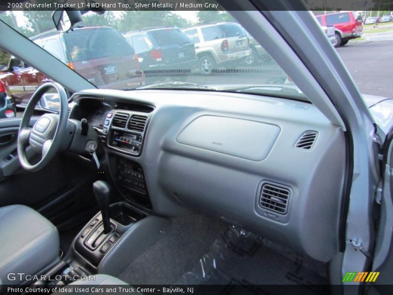 Silver Metallic / Medium Gray 2002 Chevrolet Tracker LT 4WD Hard Top