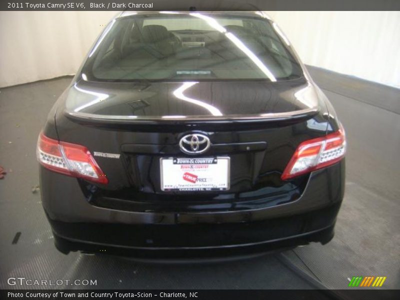 Black / Dark Charcoal 2011 Toyota Camry SE V6