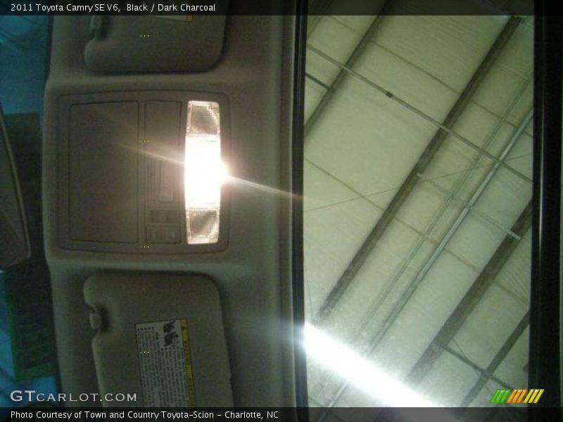 Black / Dark Charcoal 2011 Toyota Camry SE V6