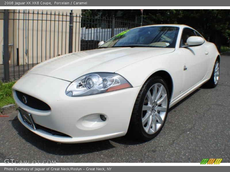 Front 3/4 View of 2008 XK XK8 Coupe