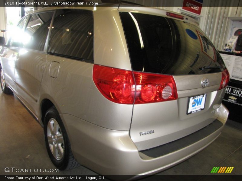 Silver Shadow Pearl / Stone 2010 Toyota Sienna XLE