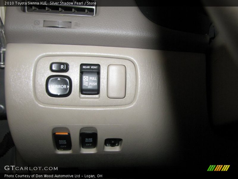 Silver Shadow Pearl / Stone 2010 Toyota Sienna XLE