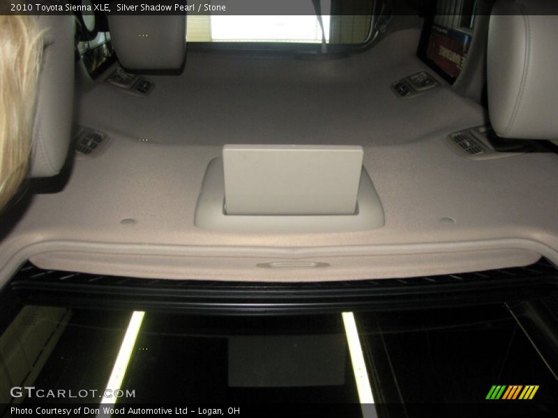 Silver Shadow Pearl / Stone 2010 Toyota Sienna XLE
