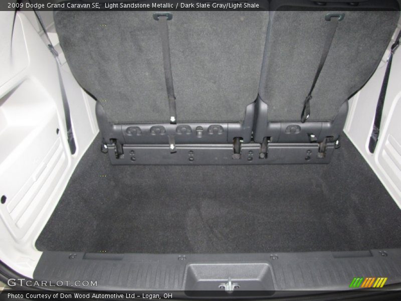 Light Sandstone Metallic / Dark Slate Gray/Light Shale 2009 Dodge Grand Caravan SE