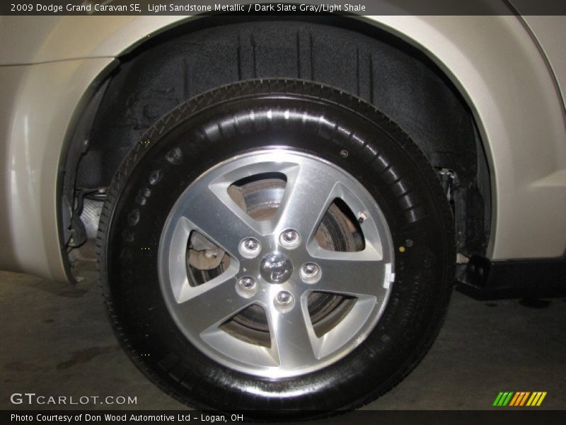 Light Sandstone Metallic / Dark Slate Gray/Light Shale 2009 Dodge Grand Caravan SE