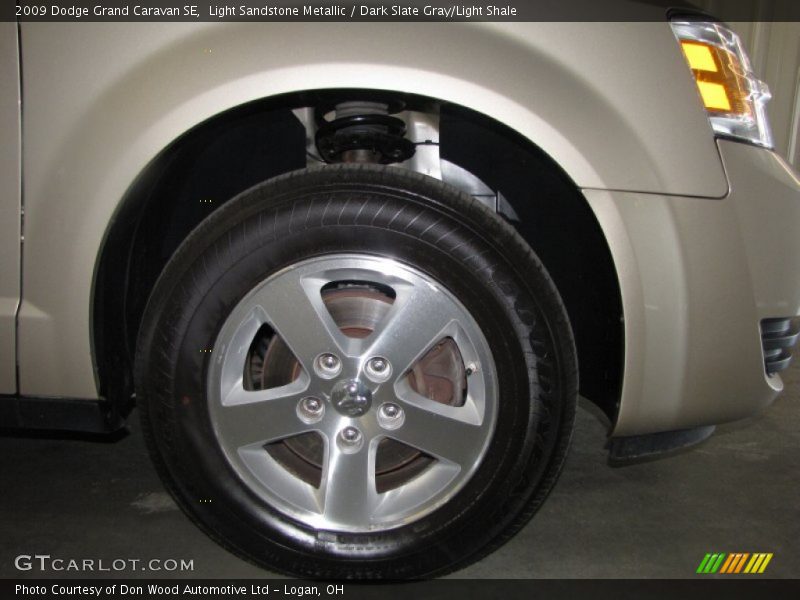 Light Sandstone Metallic / Dark Slate Gray/Light Shale 2009 Dodge Grand Caravan SE