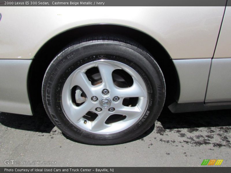 Cashmere Beige Metallic / Ivory 2000 Lexus ES 300 Sedan