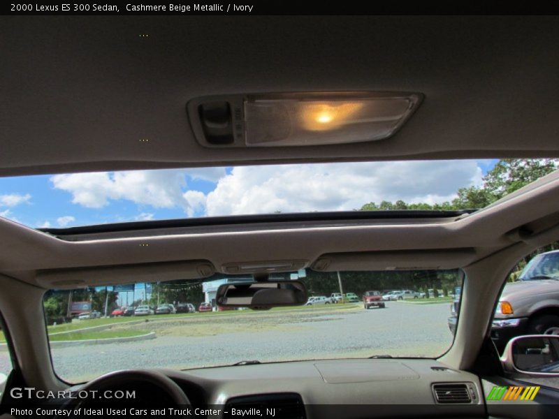 Cashmere Beige Metallic / Ivory 2000 Lexus ES 300 Sedan