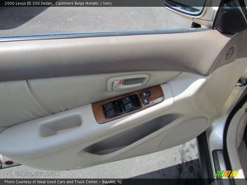 Cashmere Beige Metallic / Ivory 2000 Lexus ES 300 Sedan