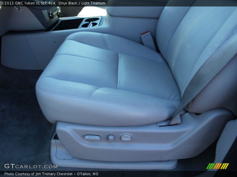 Onyx Black / Light Titanium 2012 GMC Yukon XL SLT 4x4