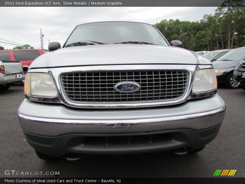 Silver Metallic / Medium Graphite 2001 Ford Expedition XLT 4x4
