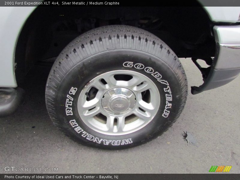  2001 Expedition XLT 4x4 Wheel