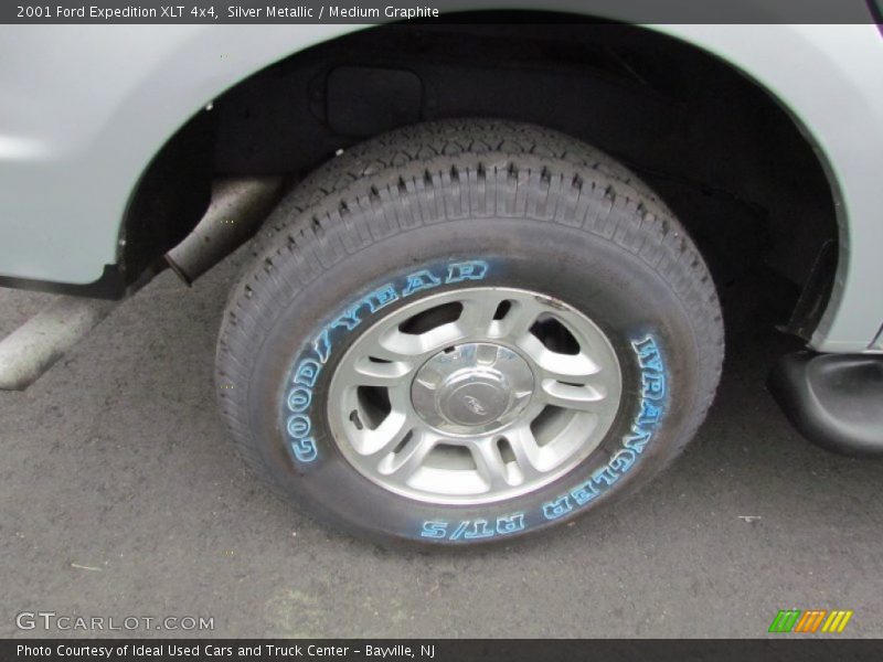  2001 Expedition XLT 4x4 Wheel