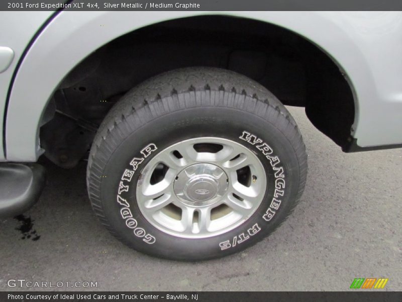 Silver Metallic / Medium Graphite 2001 Ford Expedition XLT 4x4