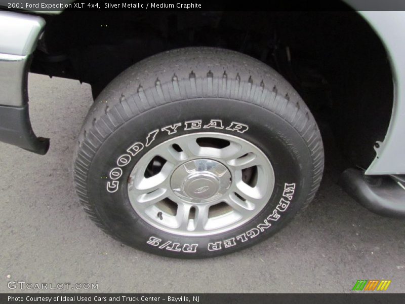 Silver Metallic / Medium Graphite 2001 Ford Expedition XLT 4x4
