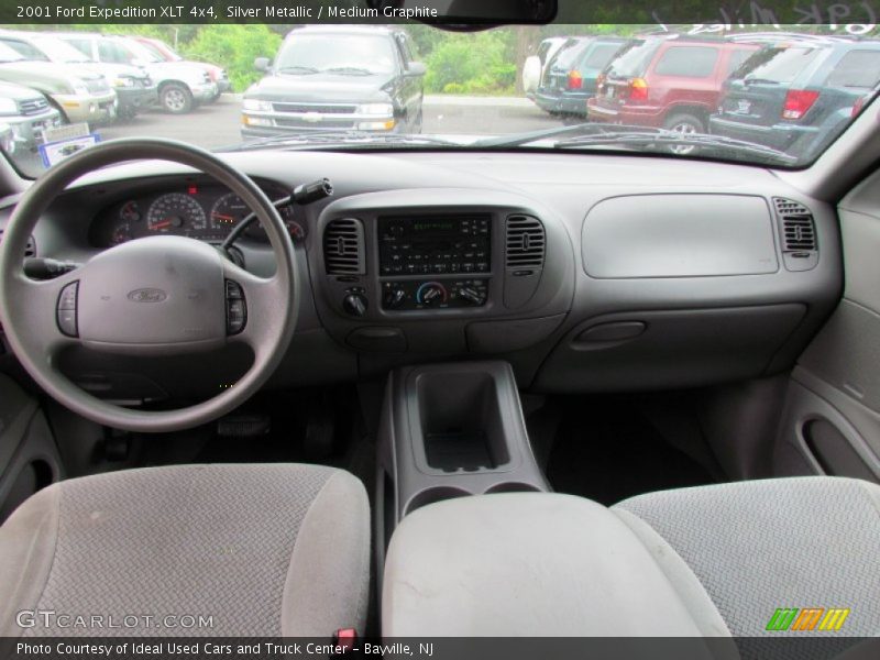 Silver Metallic / Medium Graphite 2001 Ford Expedition XLT 4x4