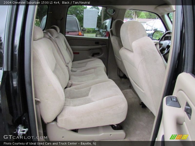 Black / Tan/Neutral 2004 Chevrolet Suburban 1500 LS 4x4