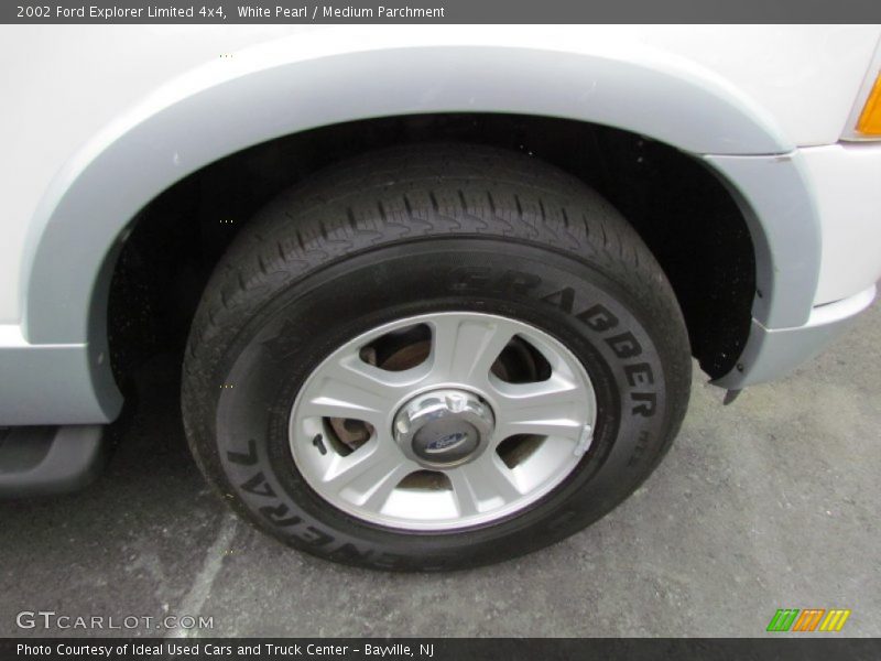 White Pearl / Medium Parchment 2002 Ford Explorer Limited 4x4