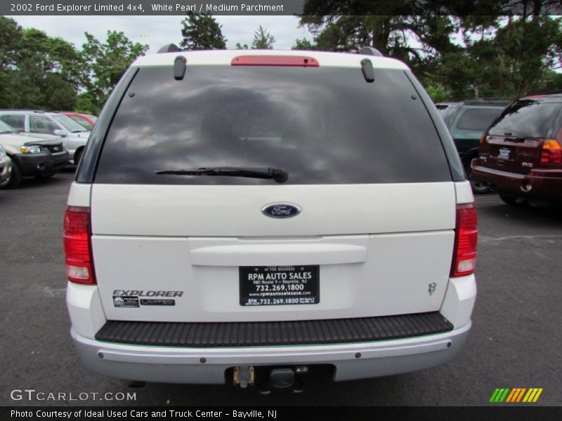 White Pearl / Medium Parchment 2002 Ford Explorer Limited 4x4