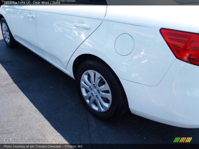 Clear White / Stone 2011 Kia Forte LX