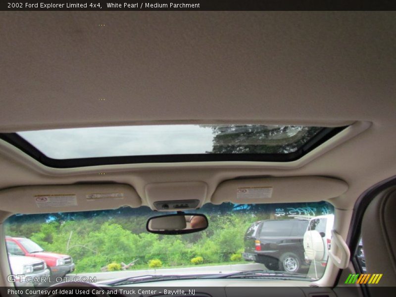 White Pearl / Medium Parchment 2002 Ford Explorer Limited 4x4