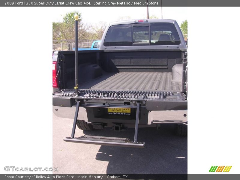 Sterling Grey Metallic / Medium Stone 2009 Ford F350 Super Duty Lariat Crew Cab 4x4