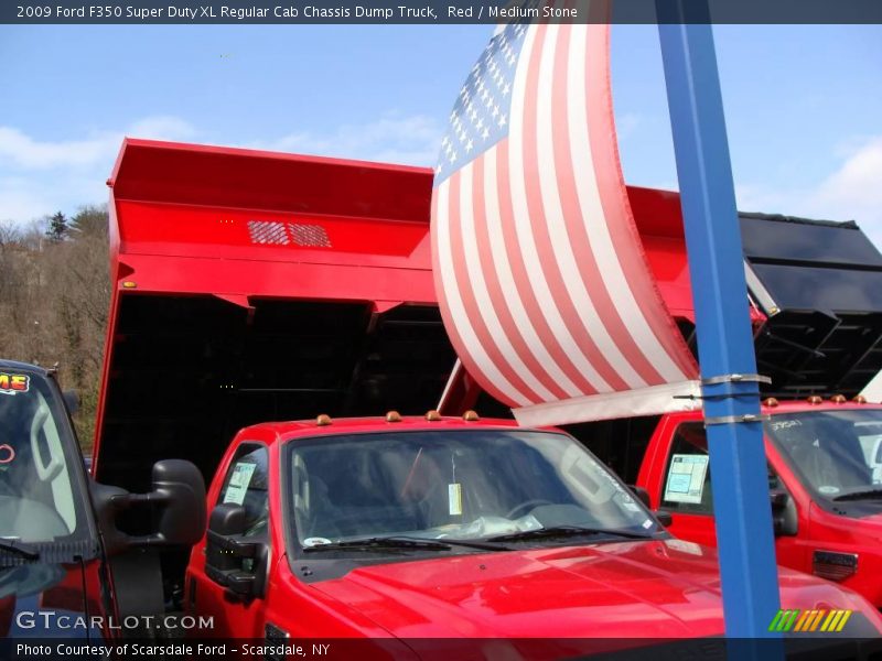 Red / Medium Stone 2009 Ford F350 Super Duty XL Regular Cab Chassis Dump Truck