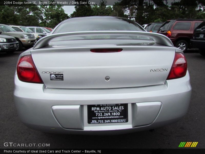 Bright Silver Metallic / Dark Slate Gray 2004 Dodge Neon SE