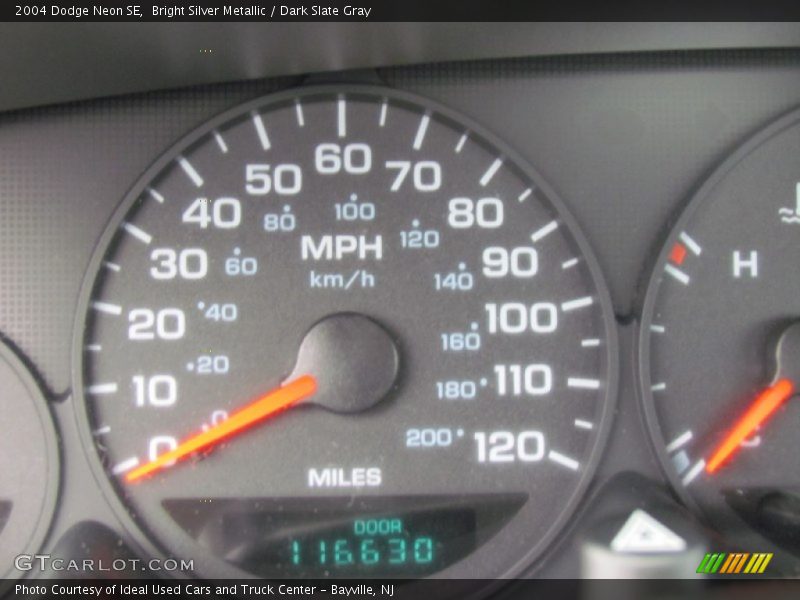 Bright Silver Metallic / Dark Slate Gray 2004 Dodge Neon SE