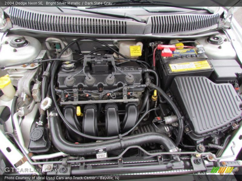 Bright Silver Metallic / Dark Slate Gray 2004 Dodge Neon SE