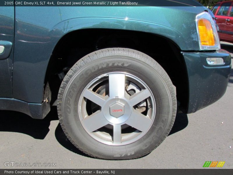  2005 Envoy XL SLT 4x4 Wheel