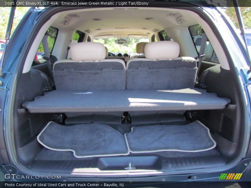 Emerald Jewel Green Metallic / Light Tan/Ebony 2005 GMC Envoy XL SLT 4x4
