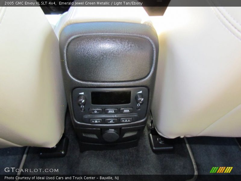 Emerald Jewel Green Metallic / Light Tan/Ebony 2005 GMC Envoy XL SLT 4x4