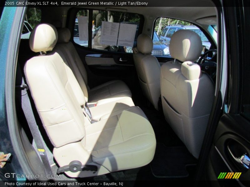 Emerald Jewel Green Metallic / Light Tan/Ebony 2005 GMC Envoy XL SLT 4x4