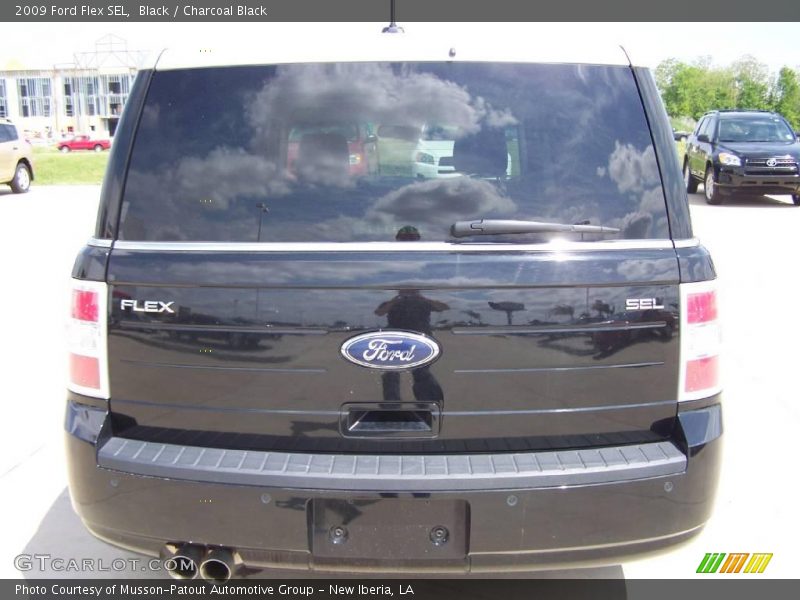 Black / Charcoal Black 2009 Ford Flex SEL