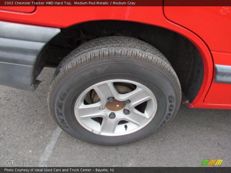Medium Red Metallic / Medium Gray 2003 Chevrolet Tracker 4WD Hard Top
