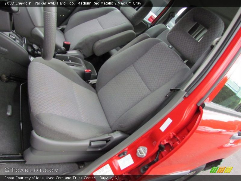 Medium Red Metallic / Medium Gray 2003 Chevrolet Tracker 4WD Hard Top